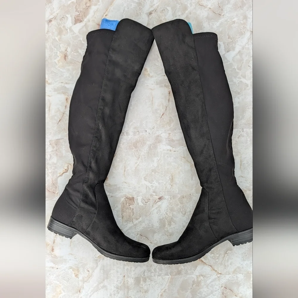 Unisa Black Over-the-Knee Women's Boots Size 7 M